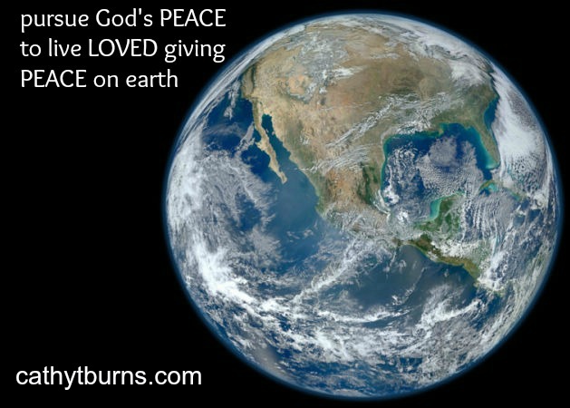 5 Ways to Pursue Peace to show the World the Love of God